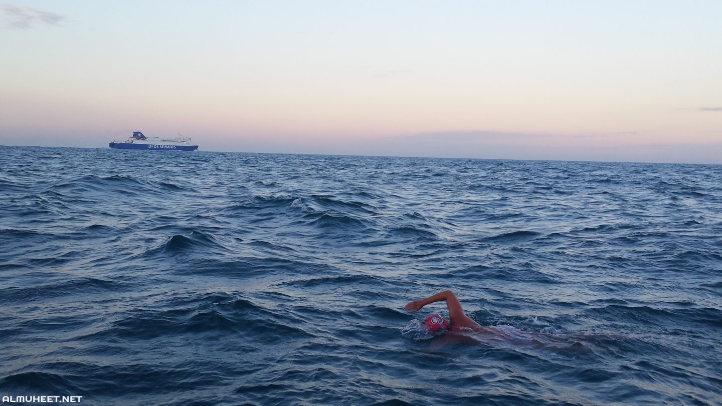 Swimming the english channel. Swimmers the English channel. English channel Swim. Swimming the channel..